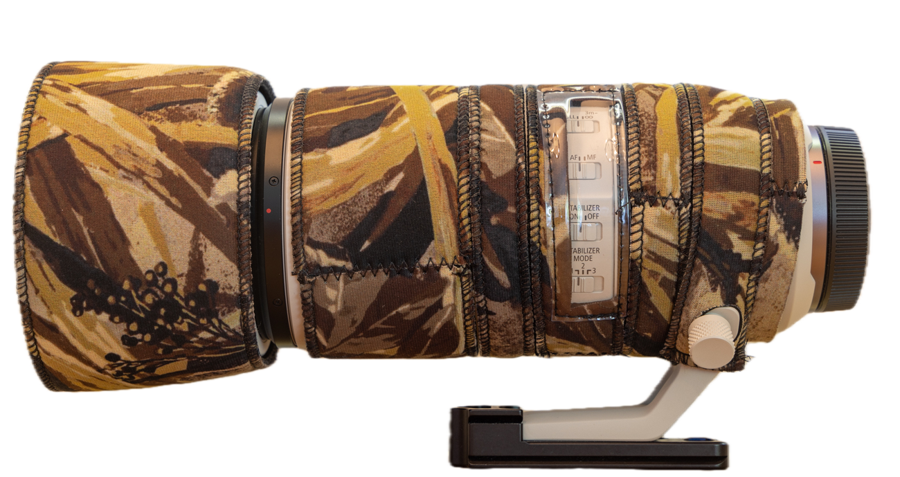 Das RF 100-500 mit dem Neopren-Tarn&uuml;berzug