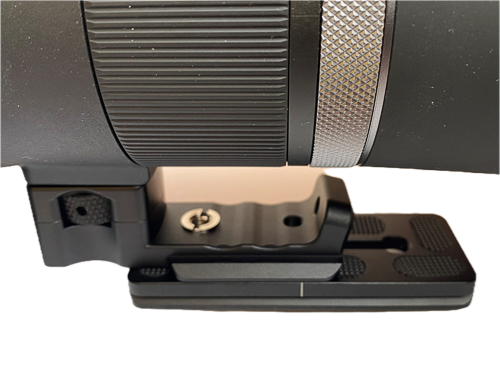 Hier ist der Objektivfu&szlig; von ISHOOT am Objektiv angebracht