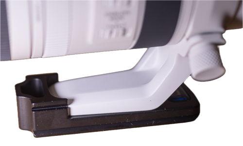 Die Schiene ist so konstruiert, dass er verdrehsicher angebracht werden kann