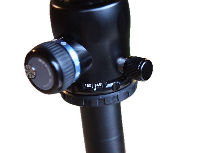 Mit der Gradeinteilung am Stativkopf Sirui K-20X, kann man diesen zur Not auch als Panoramakopf "missbrauchen"